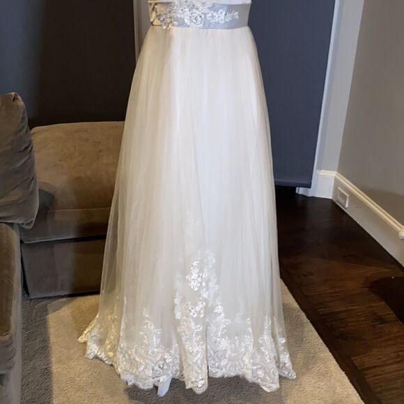 Girl’s Full Length Bridal, Flower Girl, Formal Dress **READ DESCRIPTION - Picture 3 of 11